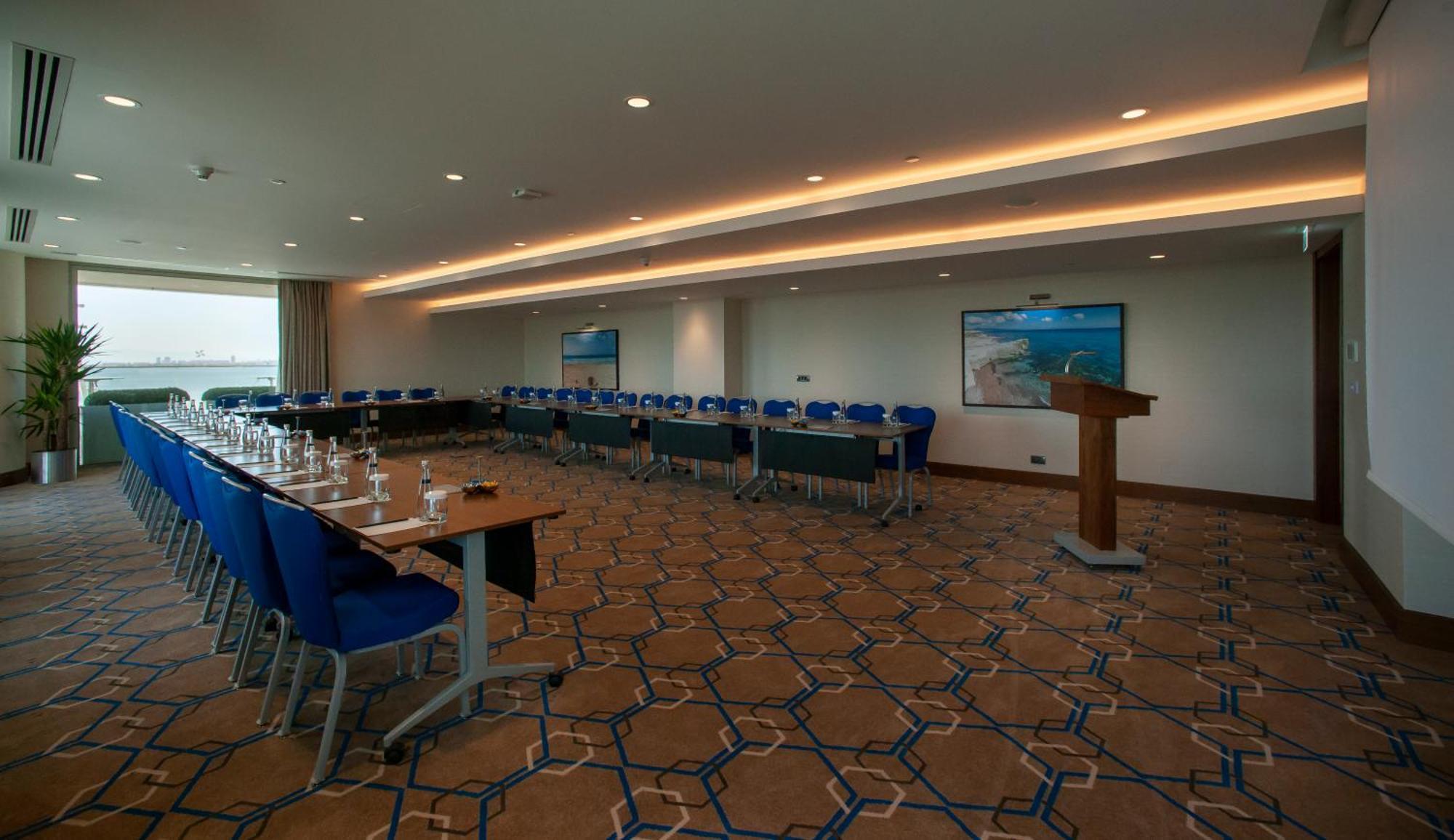 Four Points By Sheraton 4* Izmir