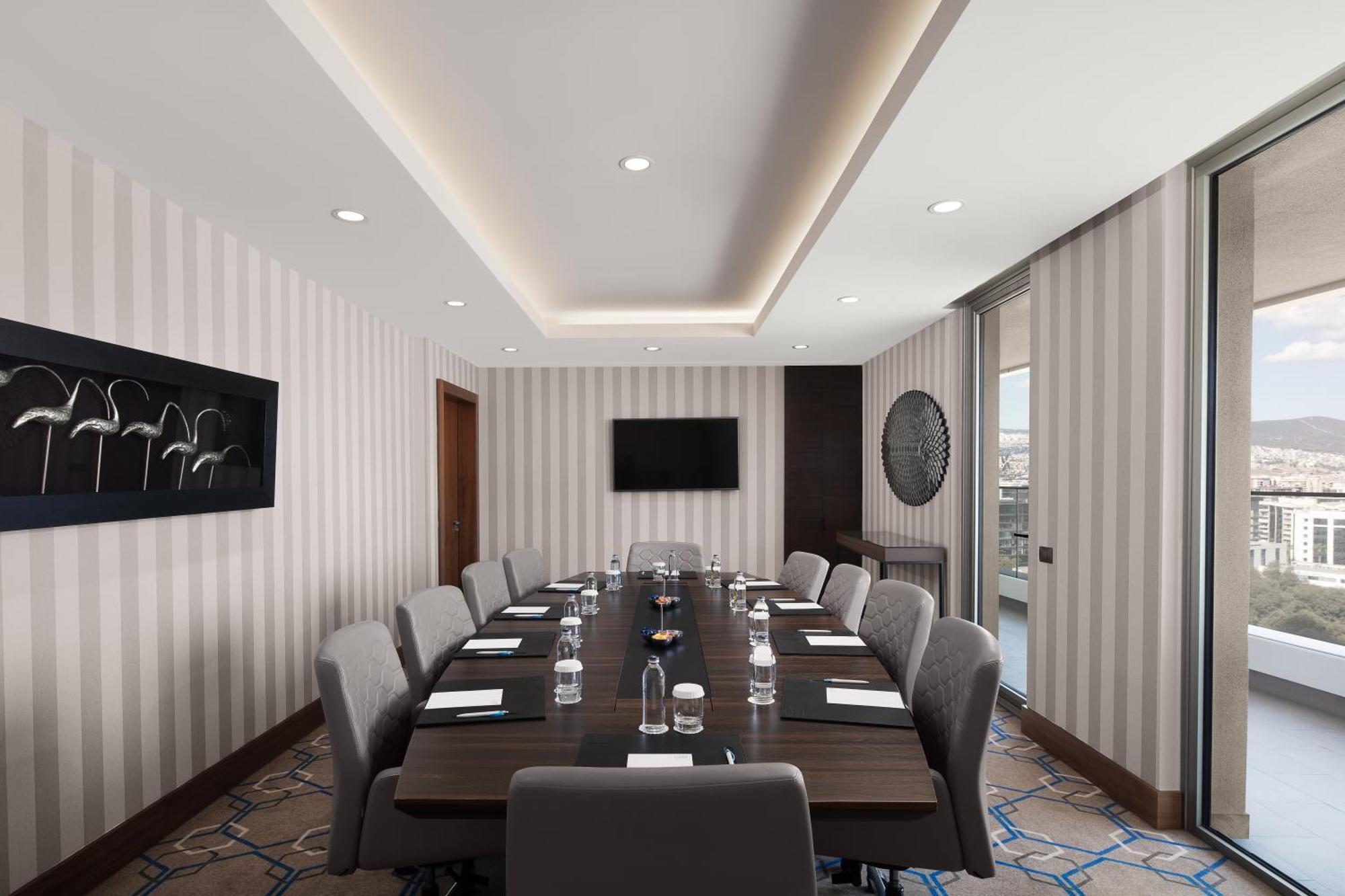 Four Points By Sheraton מלון איזמיר