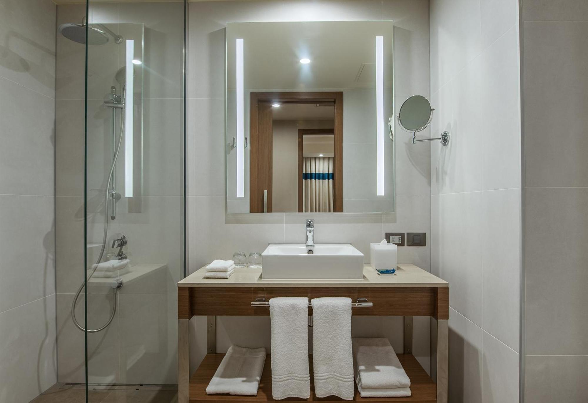 מלון Four Points By Sheraton איזמיר