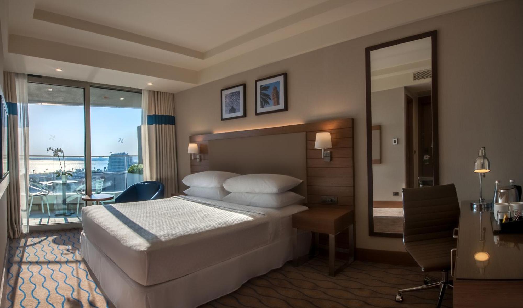 Four Points By Sheraton 4* Izmir